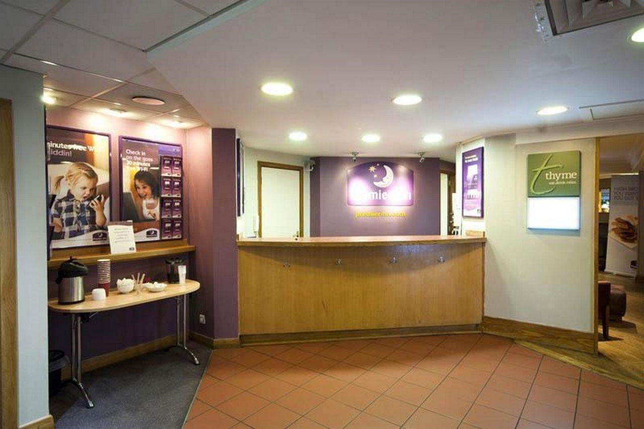 Premier Inn Glasgow Airport ペイズリー エクステリア 写真